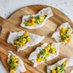 Puffet rispapir med avocado og mango