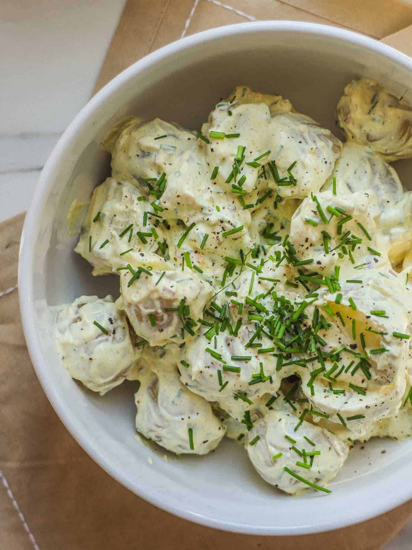 Kartoffelsalat med karry