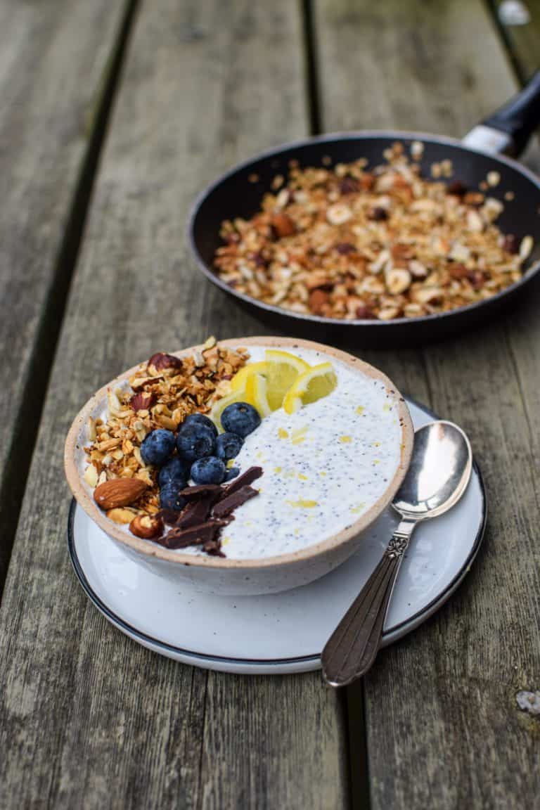 Chiagrød med græsk yoghurt