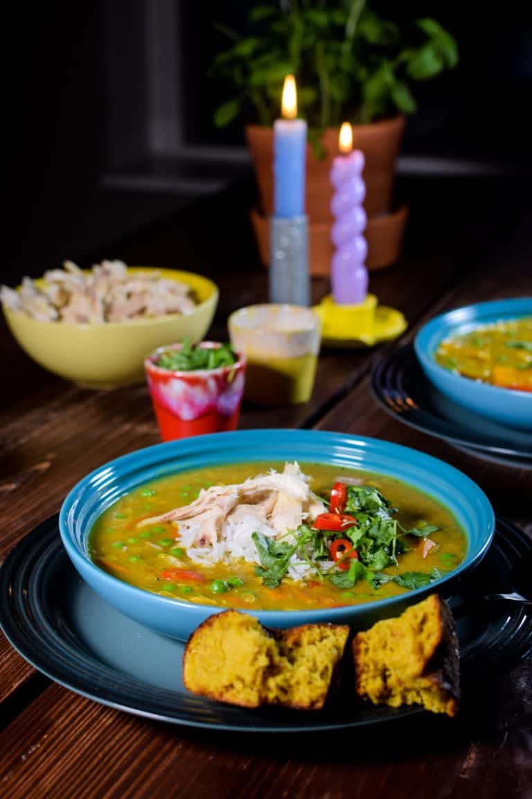 Karrysuppe med kylling og grønt