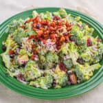 Broccoli salat