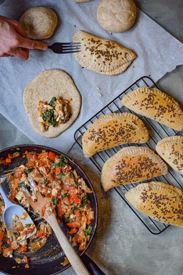 Pirogger med feta, spinat og champignon