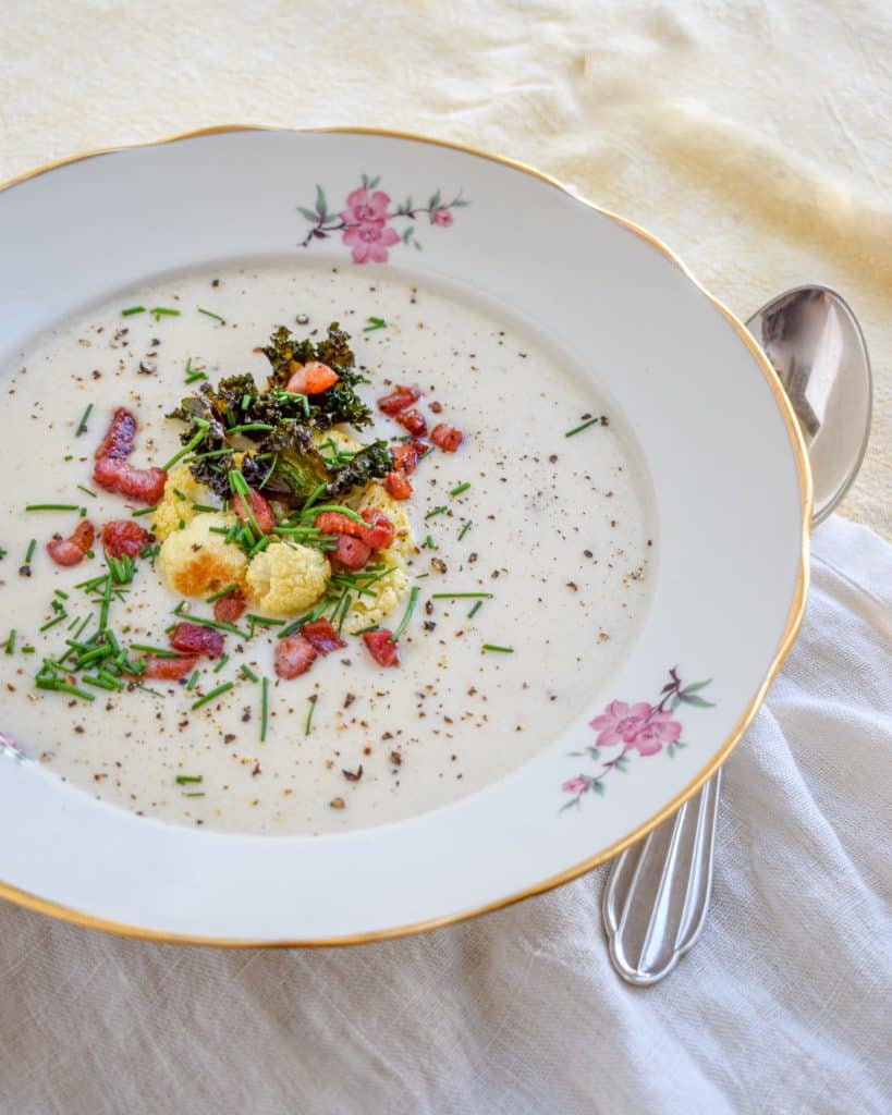 Cremet blomkålssuppe